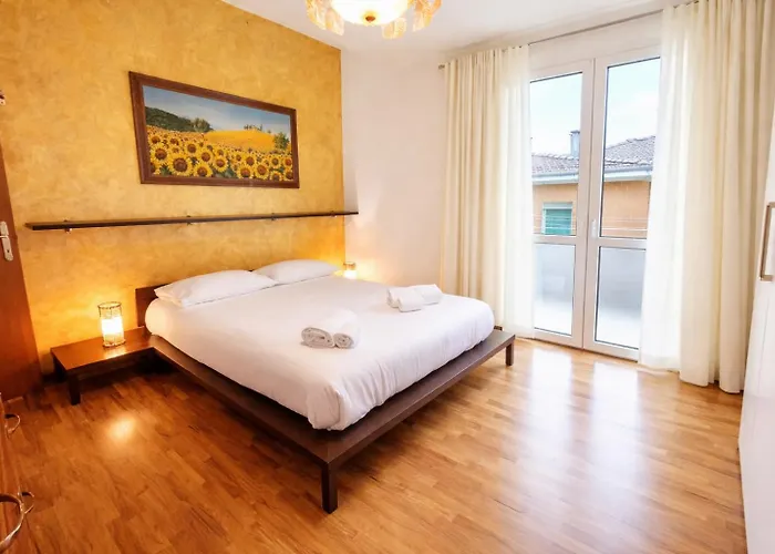 公寓 Con Wi-fi, Cucina E Wallbox, San Luca E Chiara