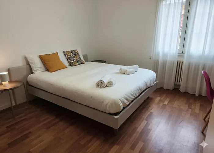 Con Wi-fi, Cucina E Wallbox, San Luca E Chiara 公寓